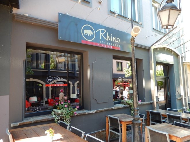 rhino-steakhouse-1