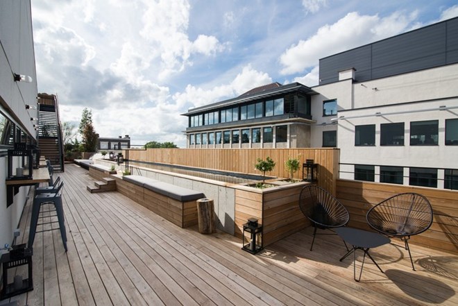 jam-hotel-brussels-pool-01