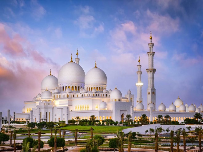 abudhabi-city-tour-by-royal-adventure-travel-and-tourism